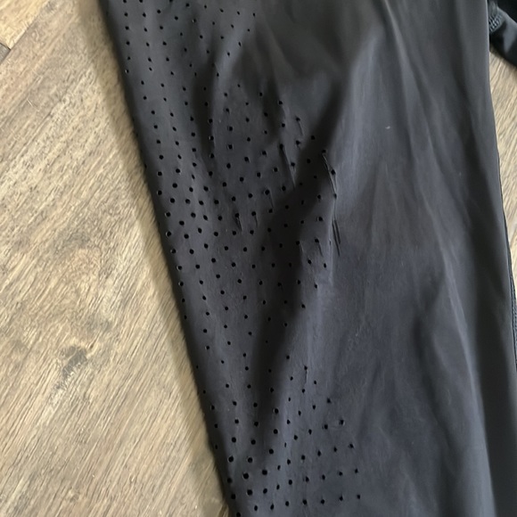 Athleta EUC crop leggings - Picture 2 of 6